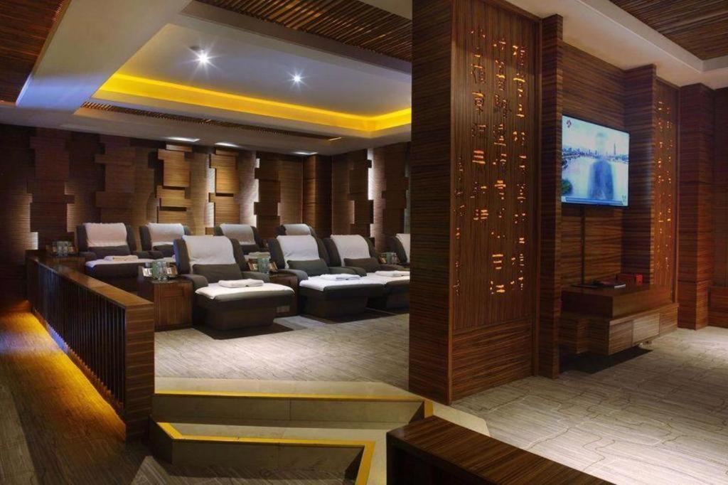 Dongguan Silver World Garden Hotel Екстериор снимка