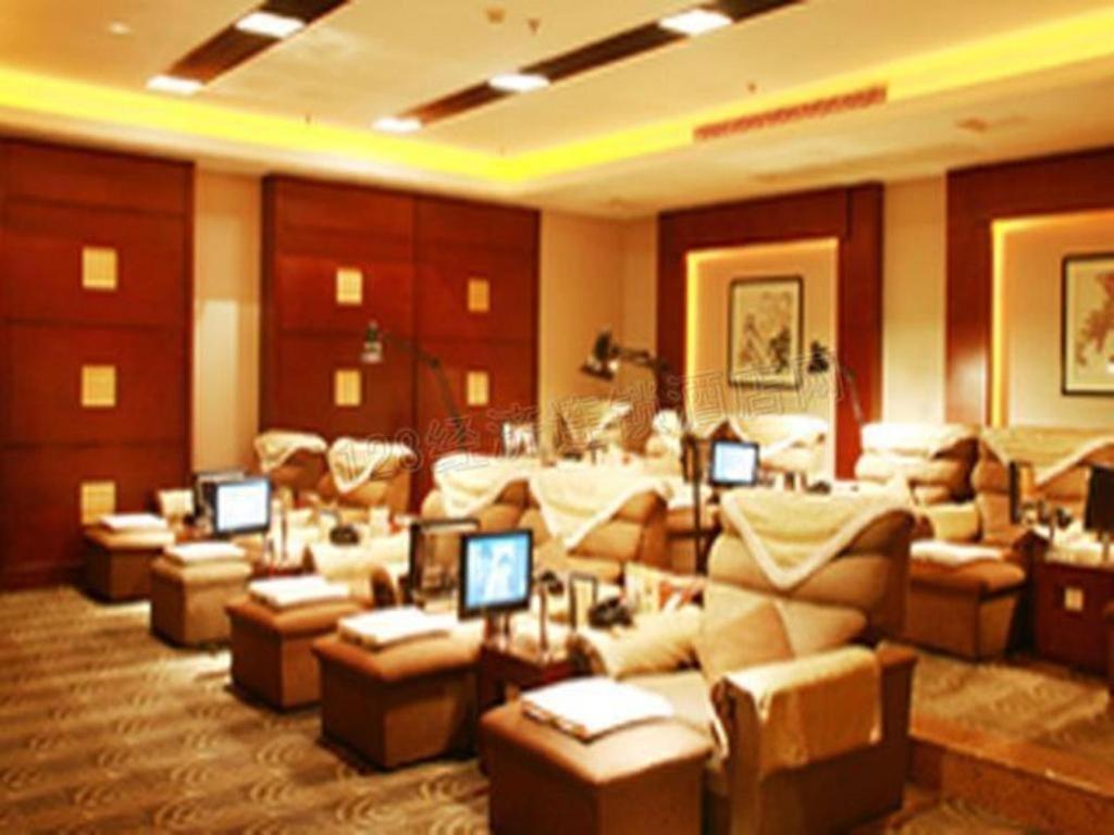 Dongguan Silver World Garden Hotel Екстериор снимка